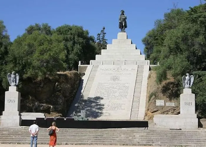 Bel F2 Près De La *