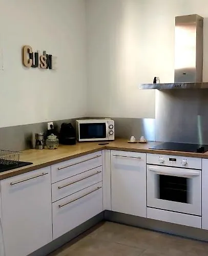 Bel F2 Près De La * Ajaccio (Corsica)